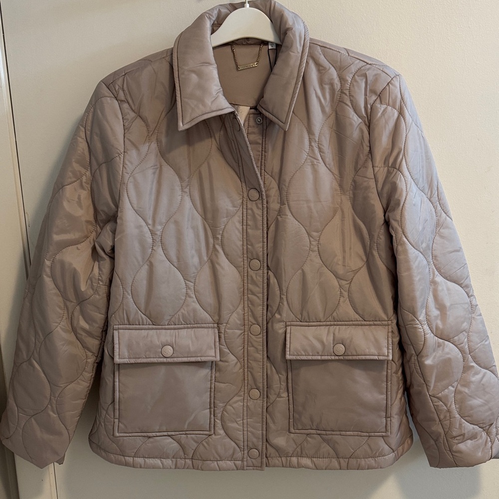 Chico's Nylon Quilted Beige Snap Front Jacket w/Pockets Sz 1.5 10 Medium New